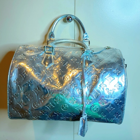 🔥SOLD 1️⃣6️⃣0️⃣0️⃣ Authentic Louis Vuitton Miroir Speedy 30 Bag🔥 - Picture 5 of 16